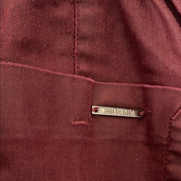 Zara women’s High Rise Burgundy Jeans Size 2 elastic at the waist - Picture 4 of 14